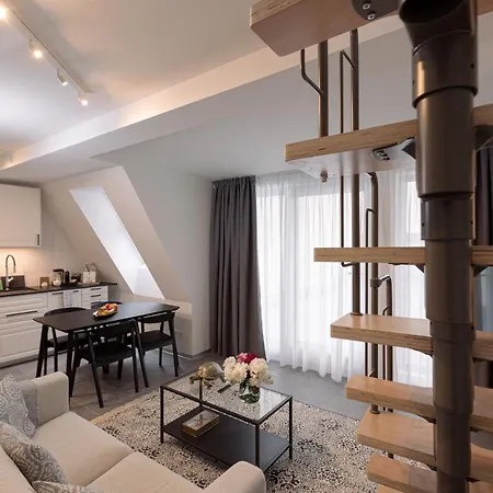 Nr 8 - J26 Luxury Apartment, Jauniela 26 Old - Great View & Location - 2 Bedrooms - 70m2 *