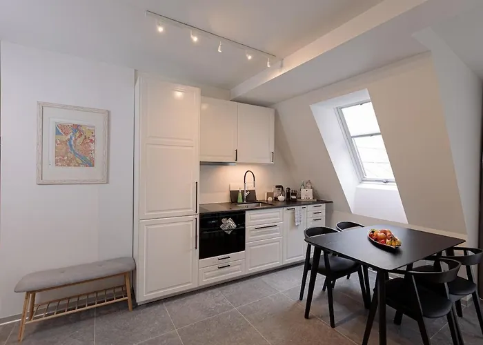 Lägenhet Nr 8 - J26 Luxury Apartment, Jauniela 26 Old - Great View & Location - 2 Bedrooms - 70m2