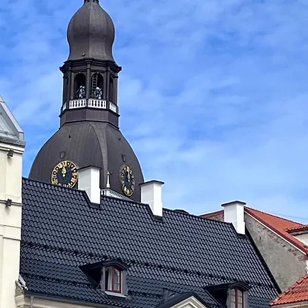 Nr 8 - J26 Luxury Apartment, Jauniela 26 Old - Great View & Location - 2 Bedrooms - 70m2 Riga