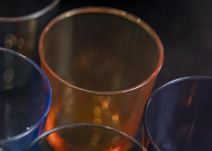 Nr 8 - J26 Luxury Apartment, Jauniela 26 Old - Great View & Location - 2 Bedrooms - 70m2 Riga