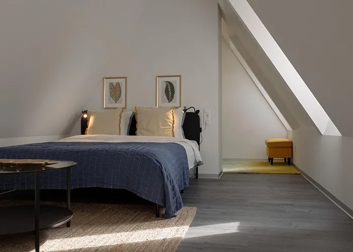 Dzīvoklis Nr 8 - J26 Luxury Apartment, Jauniela 26 Old - Great View & Location - 2 Bedrooms - 70m2 Riga