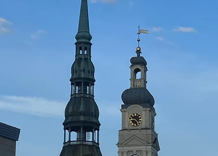 Nr 8 - J26 Luxury Apartment, Jauniela 26 Old - Great View & Location - 2 Bedrooms - 70m2 Dzīvoklis